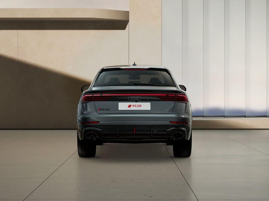 AUDI Audi RS Q8 SUV performance 471 kW tiptronic