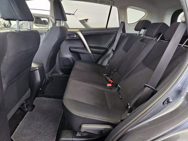 Toyota RAV 4 Rav4 2.0 d-4d Lounge 4wd 124cv mt