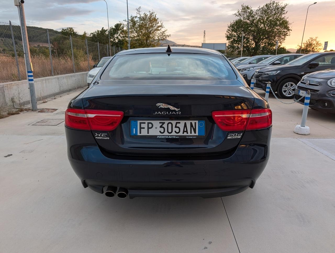 Jaguar XE 2.0 D 180 CV aut. Prestige