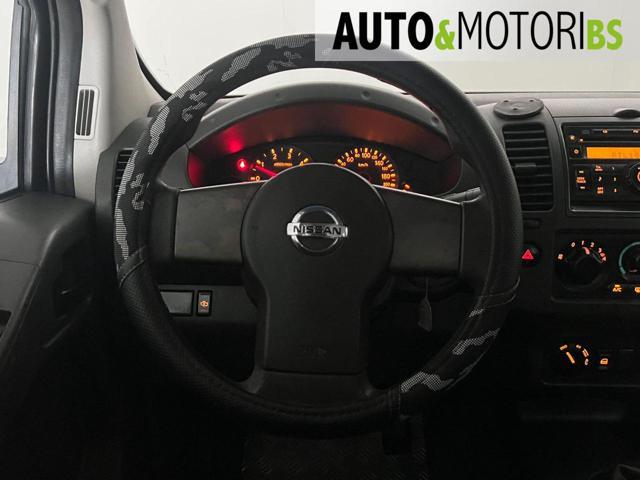 NISSAN Navara 2.5 dCi 4 porte Double Cab XE