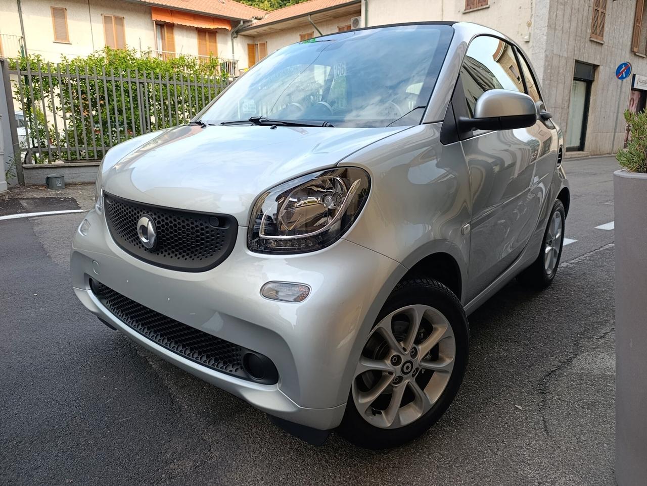 Smart ForTwo 70 1.0 twinamic aut. solo Km 8.142