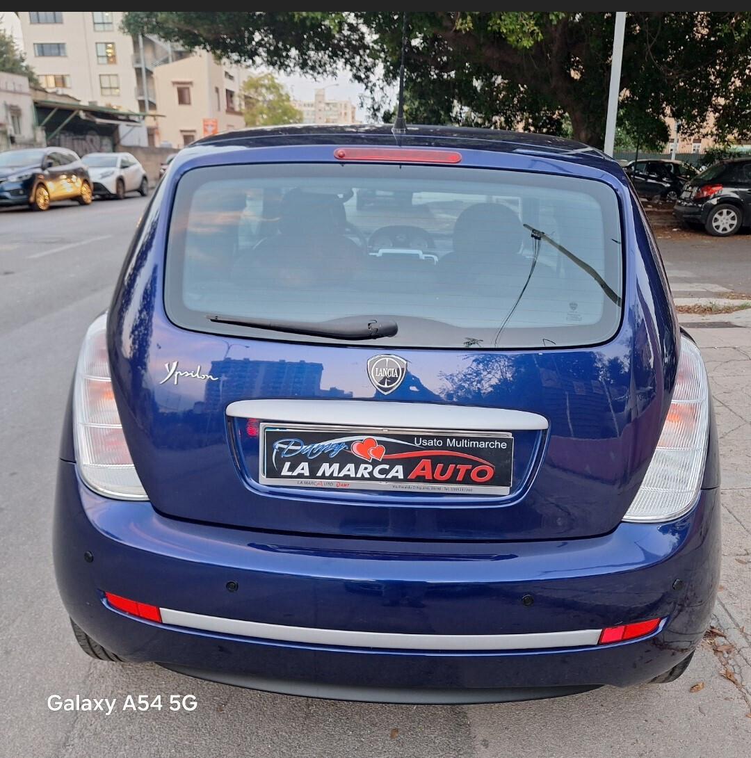 Lancia Ypsilon 1.2 69 CV Argento