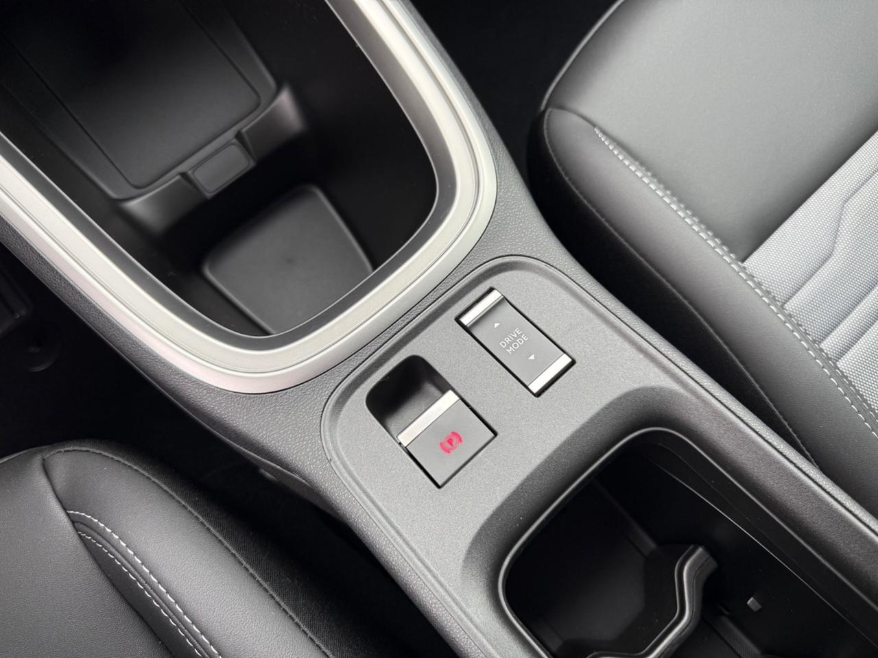 Jeep Avenger 1.2 Turbo 145 cv MHEV 4xe Upland