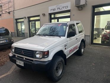 Mitsubishi Pajero iscirtto ASI con gancio traino