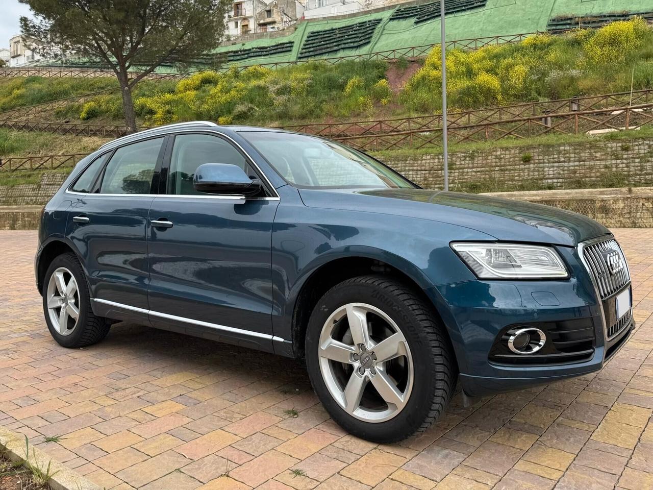 Audi Q5 2.0 TDI 177 CV quattro PELLE-TETTO-NAVI