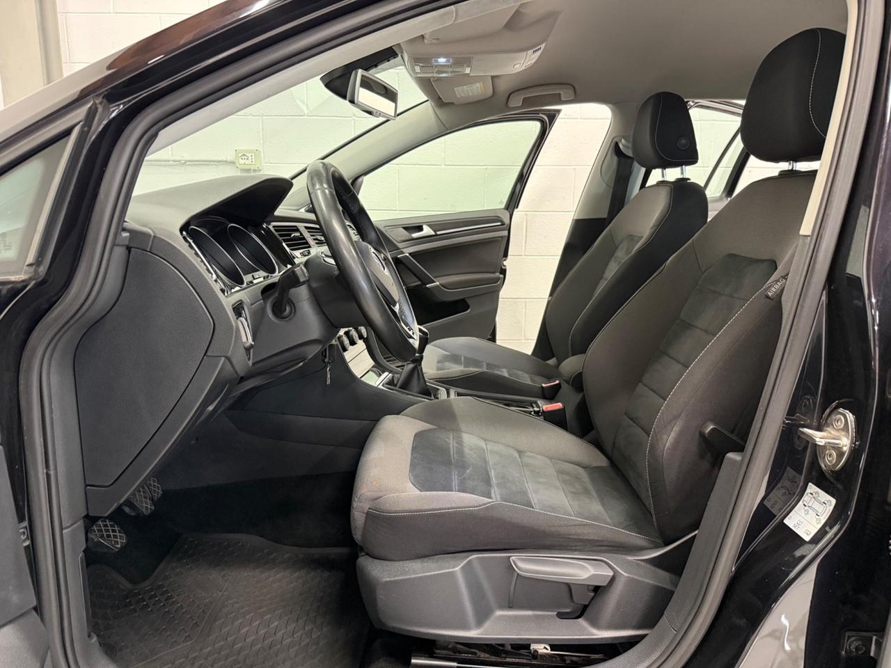 Volkswagen Golf Variant 2.0 TDI Highline BlueMotion Technology