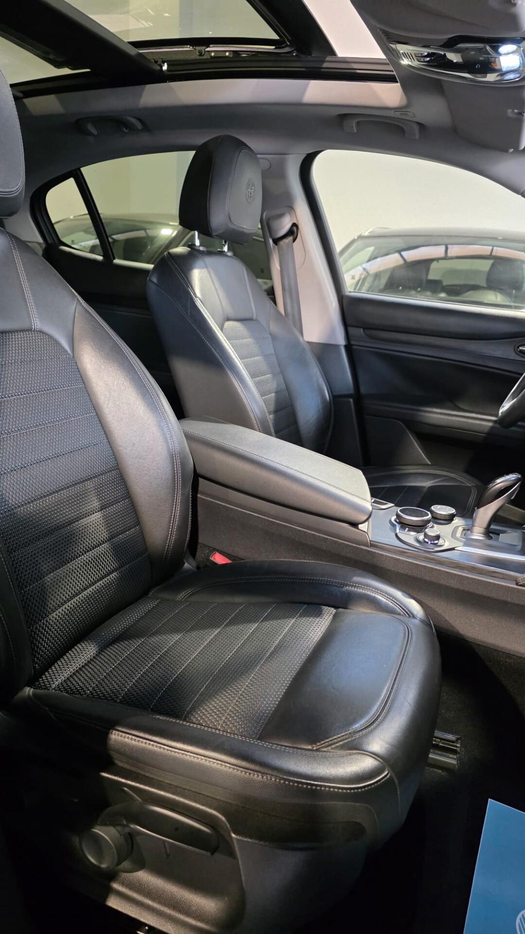 Alfa Romeo Stelvio 2.2 Turbodiesel 210 CV AT8 Q4 Executive