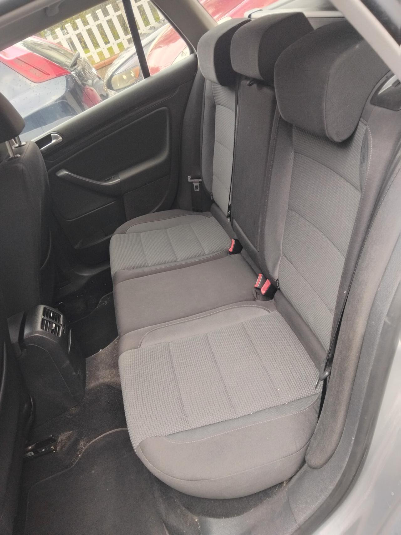 Volkswagen Golf Variant 1.6 TDI DPF Comfortline