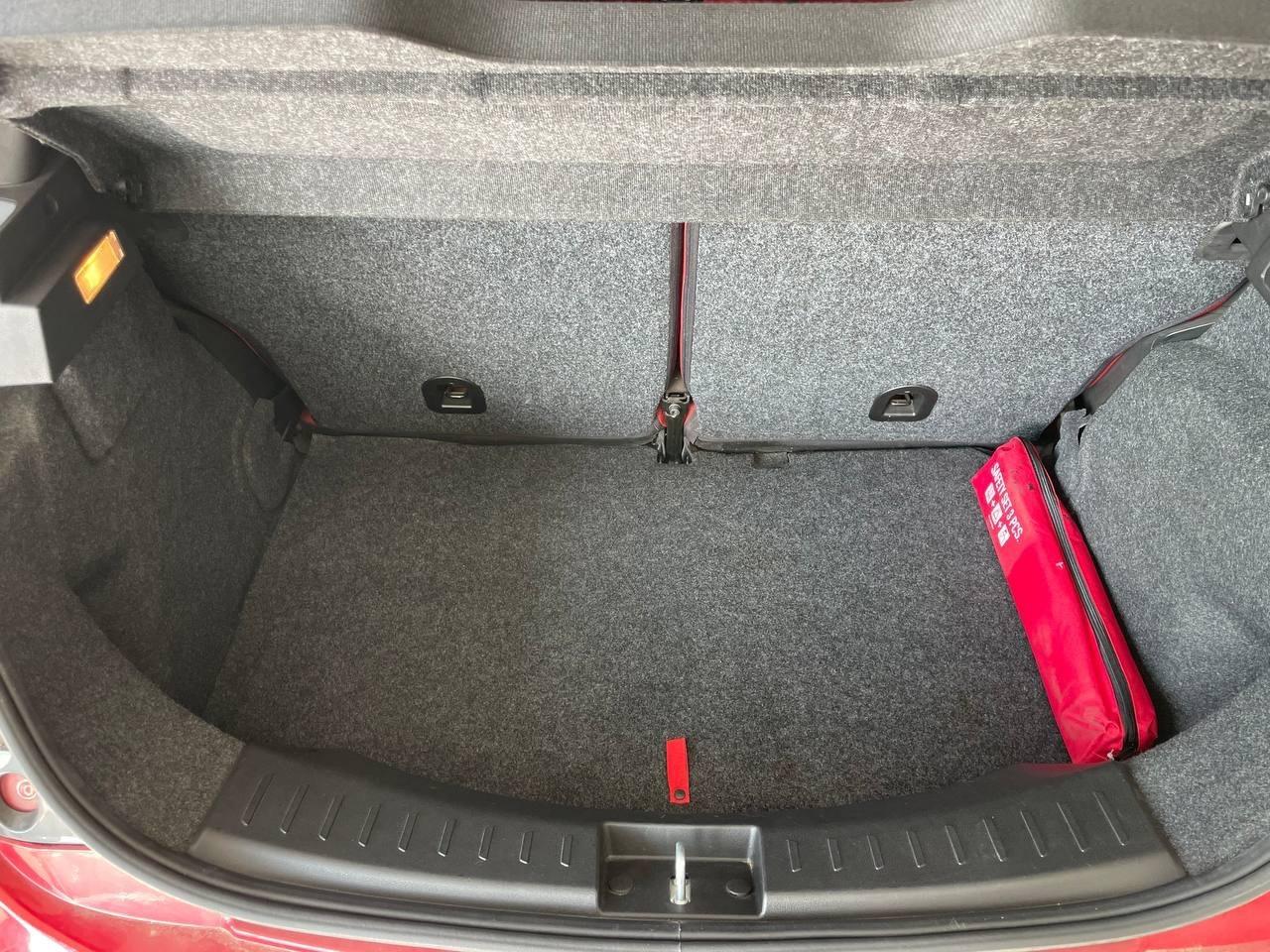 Lancia Ypsilon 1.2 - Distribuzione Eseguita
