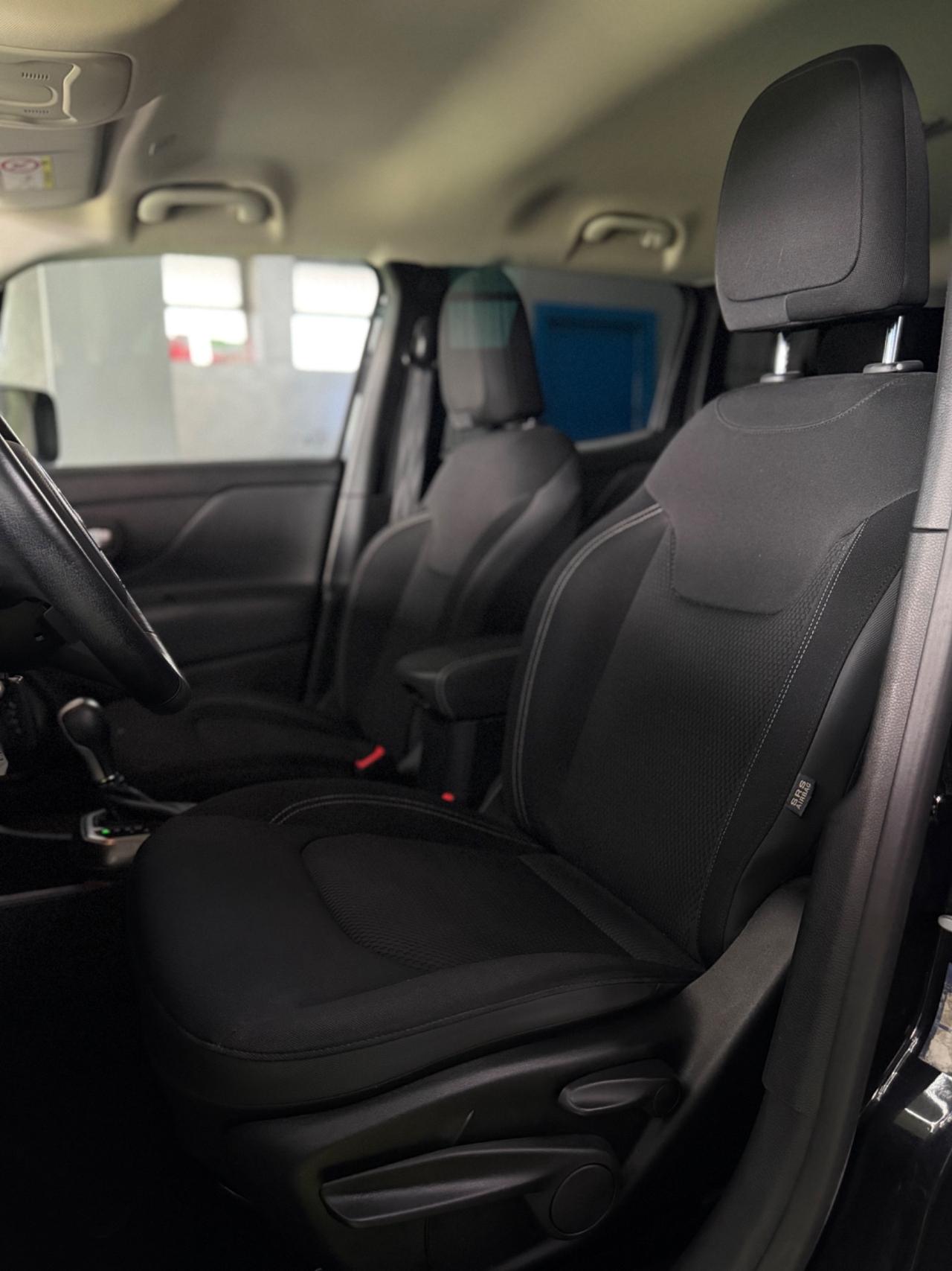 Jeep Renegade 1.3 T4 DDCT Limited