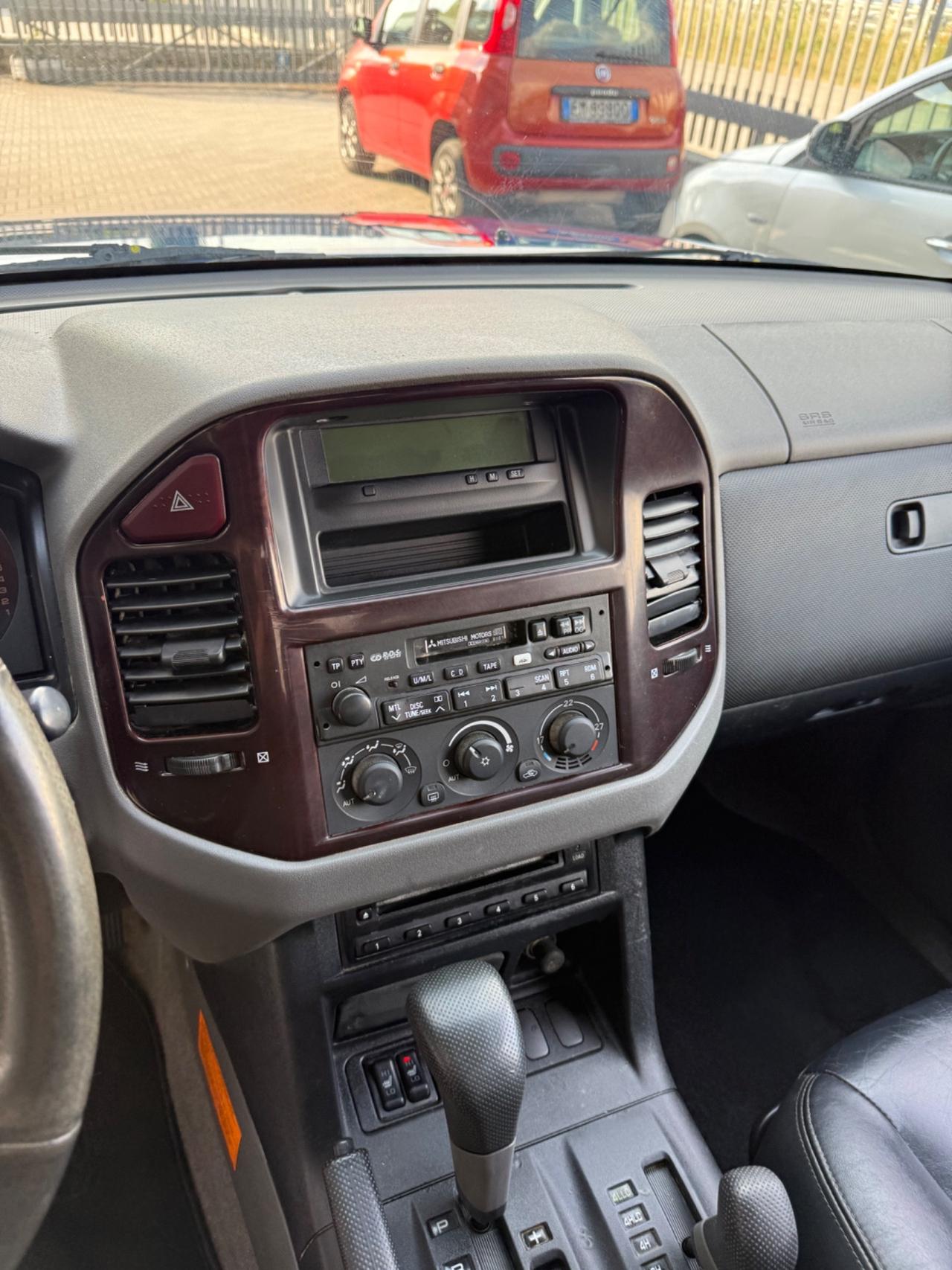 Mitsubishi Pajero 3.2 16V DI-D 3p. GLS