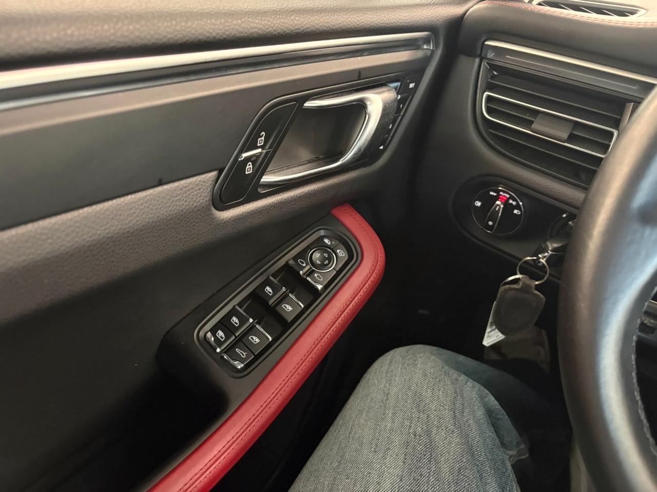 Porsche Macan 2.0 245cv pdk