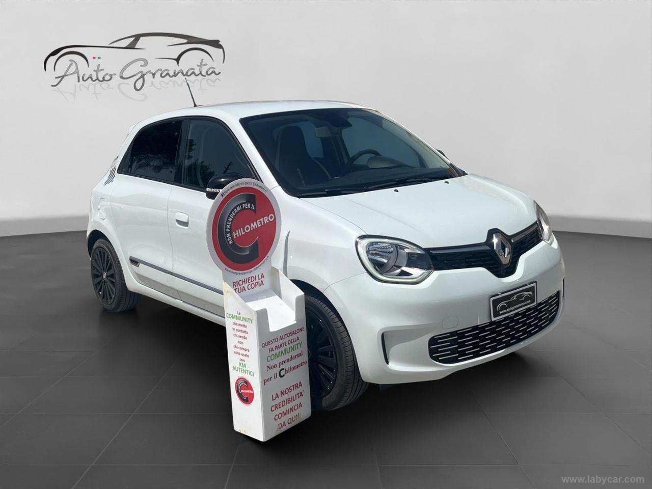 RENAULT Twingo SCe 65 CV Urban Night SOLI 14.000KM UFF ITA!