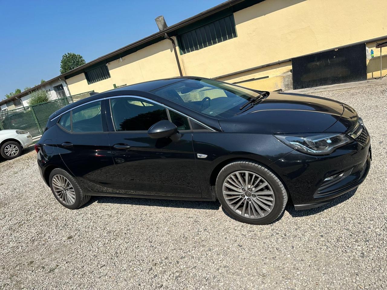 Opel Astra 1.6 CDTi 110CV BERLINA Innovation