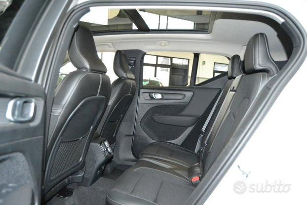 Volvo XC40 D3 MomentumPro AUTOCARRO/IVA.INCLUSA