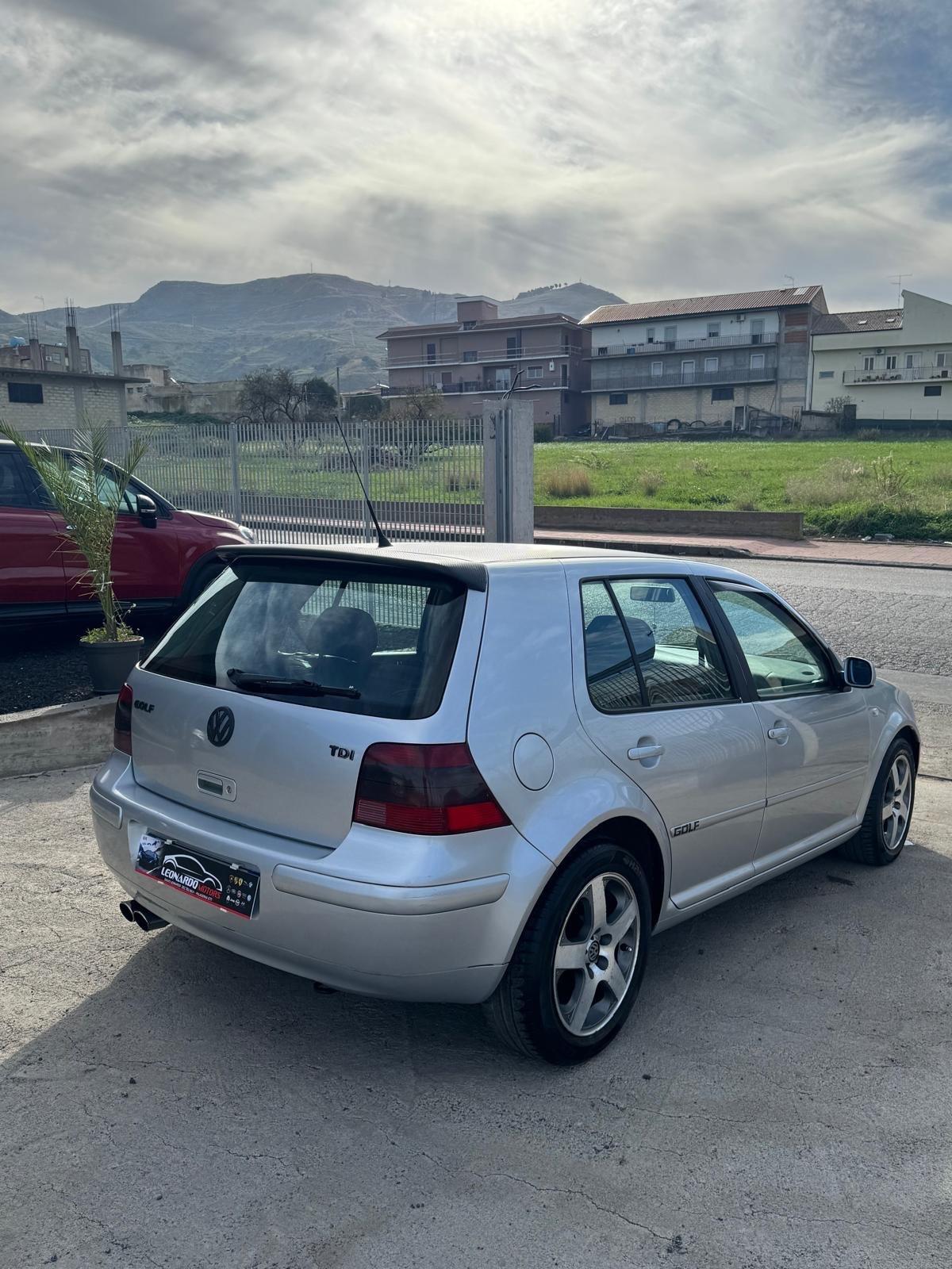 Volkswagen Golf 1.9 TDI/101 CV cat 5p. Comfortline