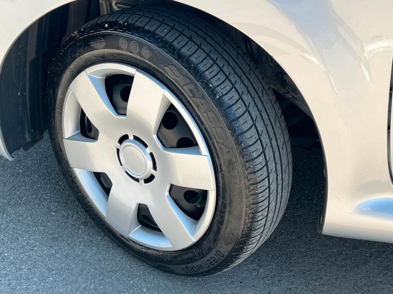 Toyota Aygo 1.0 12V VVT-i 5 porte Now
