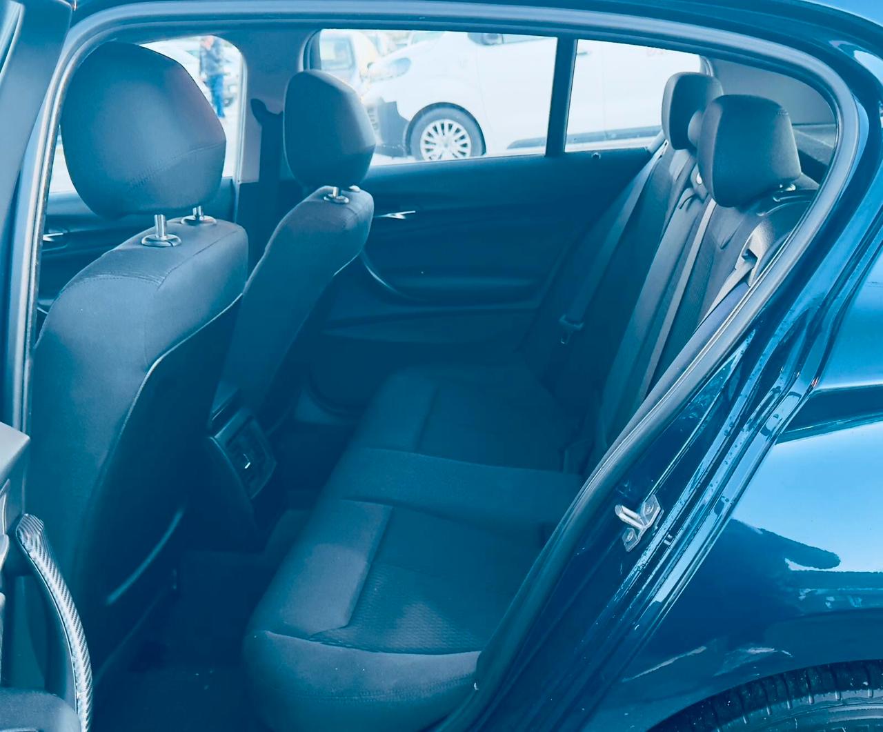 Bmw 116 116d 5p. Efficient Dynamics Urban