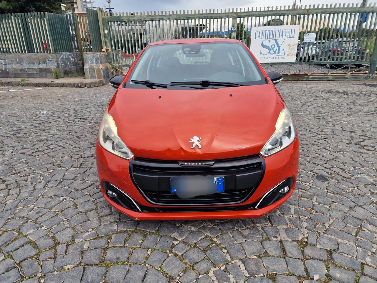 Peugeot 208 BlueHDi 75 5 porte Allure