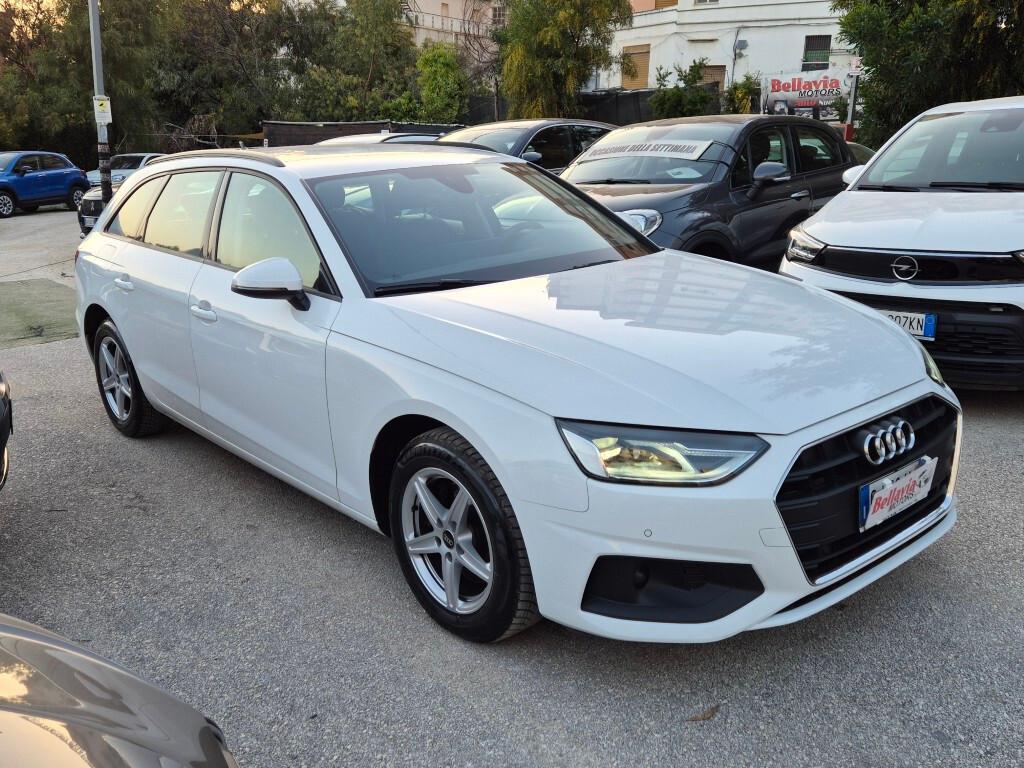 Audi A4 Avant 2.0 TDI S-tronic Business mild hybrid