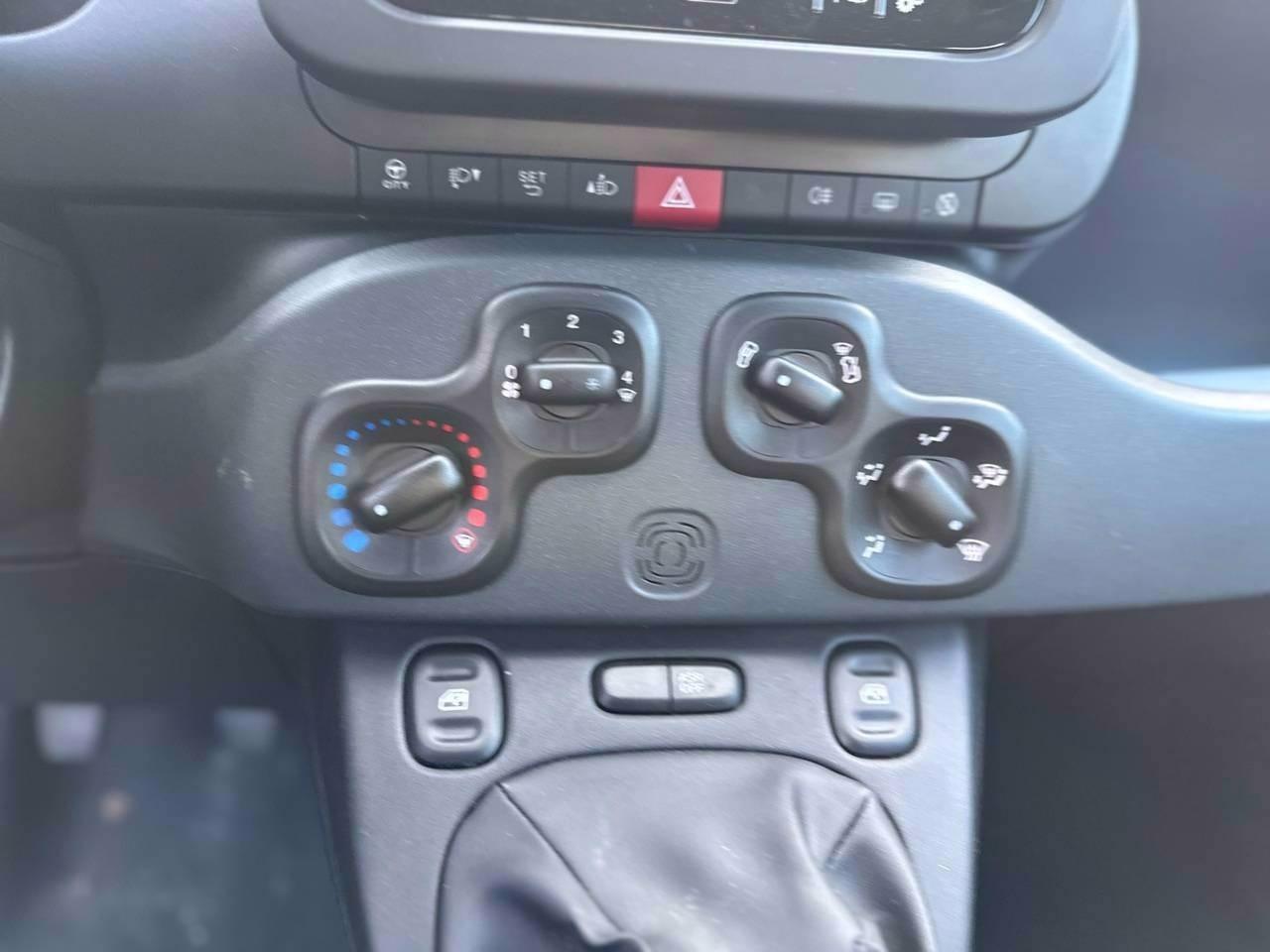 FIAT Panda III 2021 - Panda 1.0 firefly hybrid s&s 70cv 5p.ti