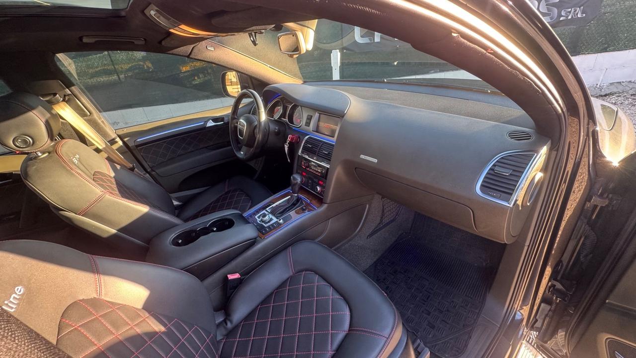Audi Q7 3.0 V6 TDI 233CV quattro tiptronic