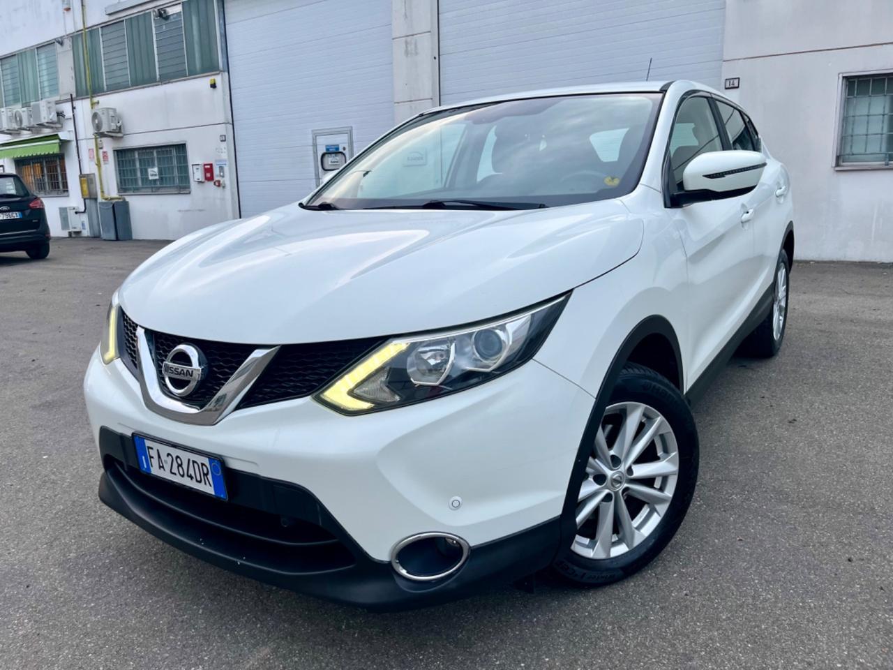Nissan Qashqai 1.2benz 2015 106.000km perfetta