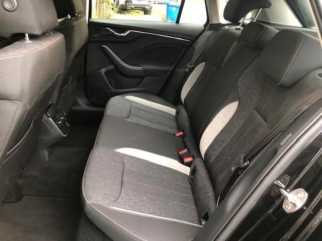 Skoda Kamiq 1.0 TSI Black Dots
