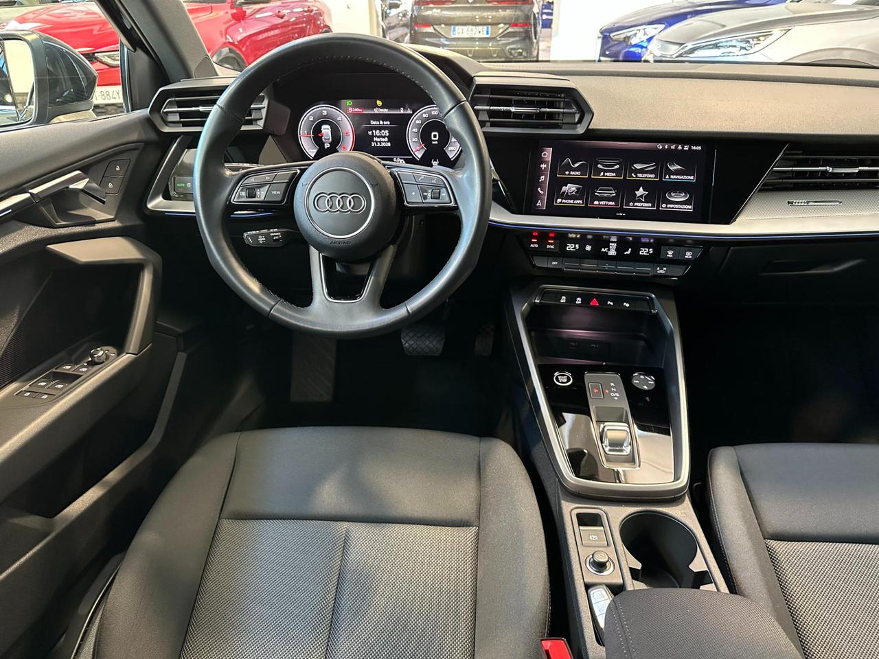 Audi A3 Sportback 35 2.0 tdi Business Advanced s-tronic-Carplay-18"