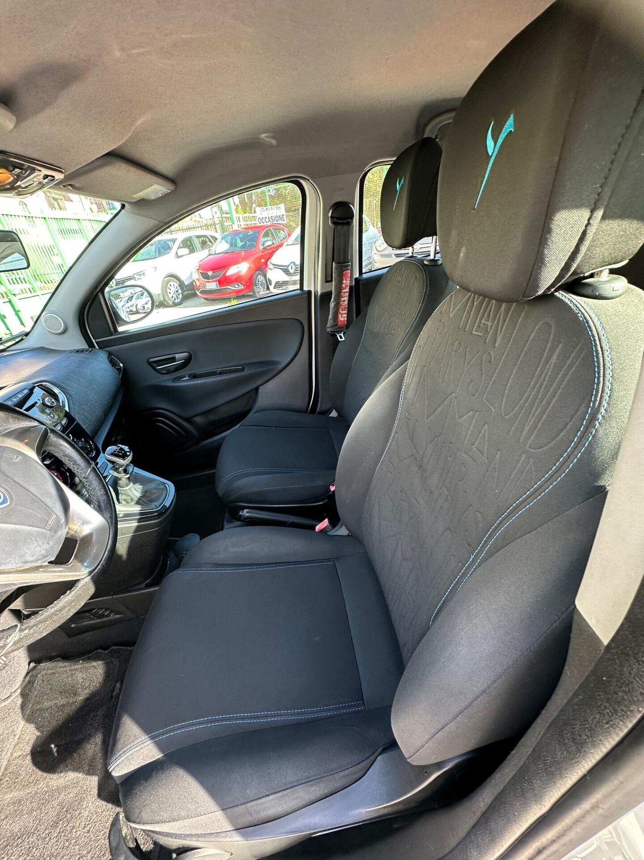 Lancia Ypsilon 0.9 TwinAir 85 CV 5 porte Metano Ecochic Gold