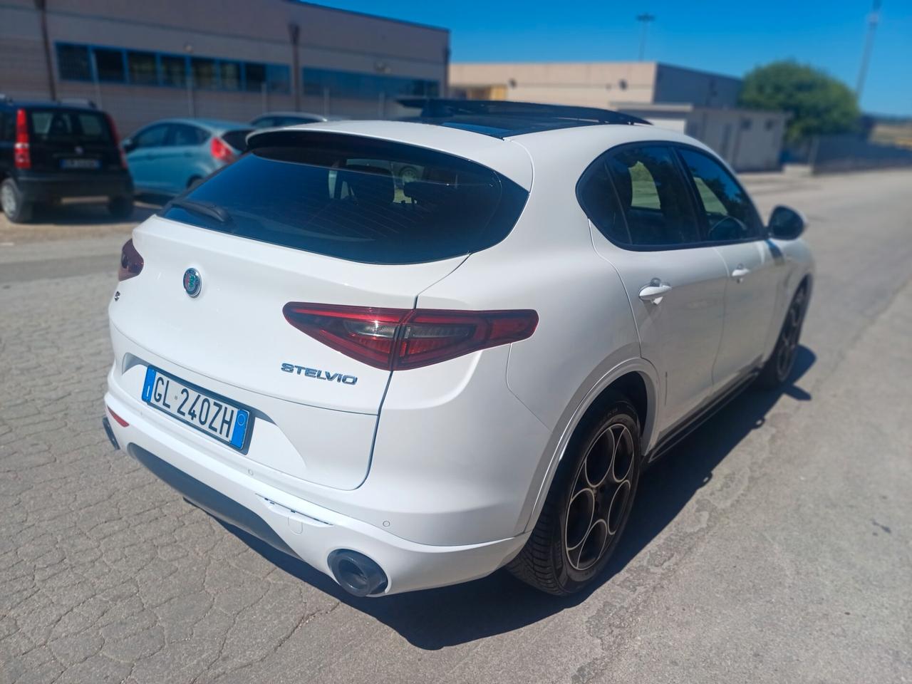 Alfa Romeo Stelvio 2.2 Turbodiesel 210 CV AT8 Q4 Veloce TETTO/PELLE/SEDILI RISCALDABILI/CAMERA/FULL OPTIONAL/