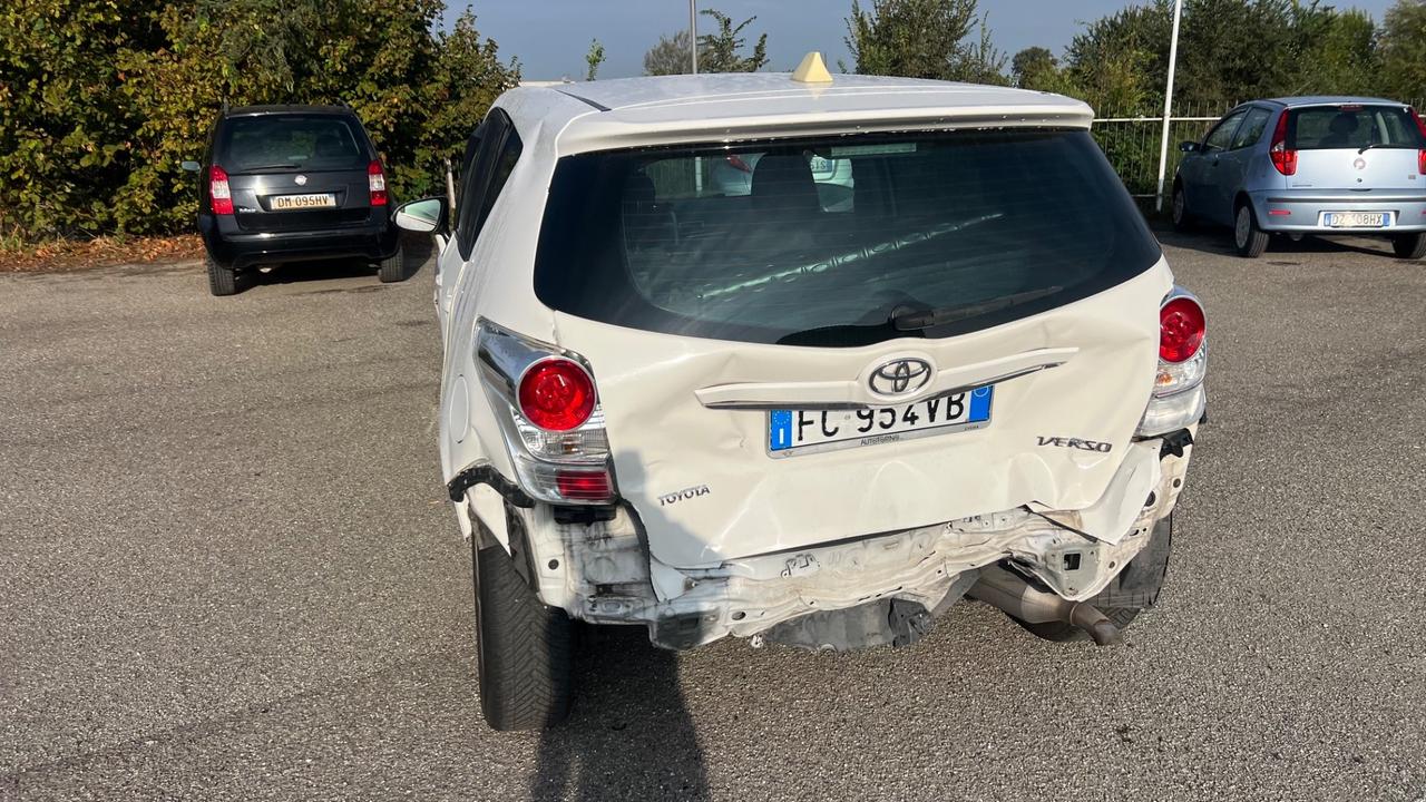 Toyota Verso 1.6 D-4D Style PER OPERATORE DEL SETTORE