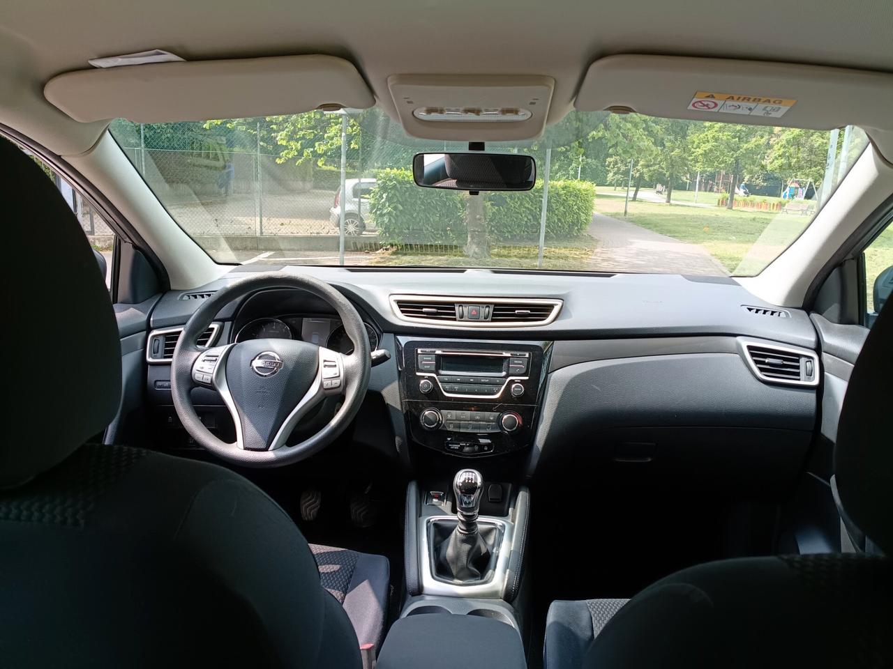 Nissan Qashqai 1.2 DIG-T Visia