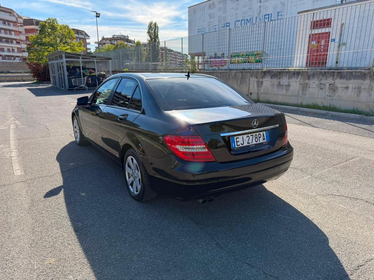 Mercedes-benz C 200 220 CDI BlueEFFICIENCY Elegance