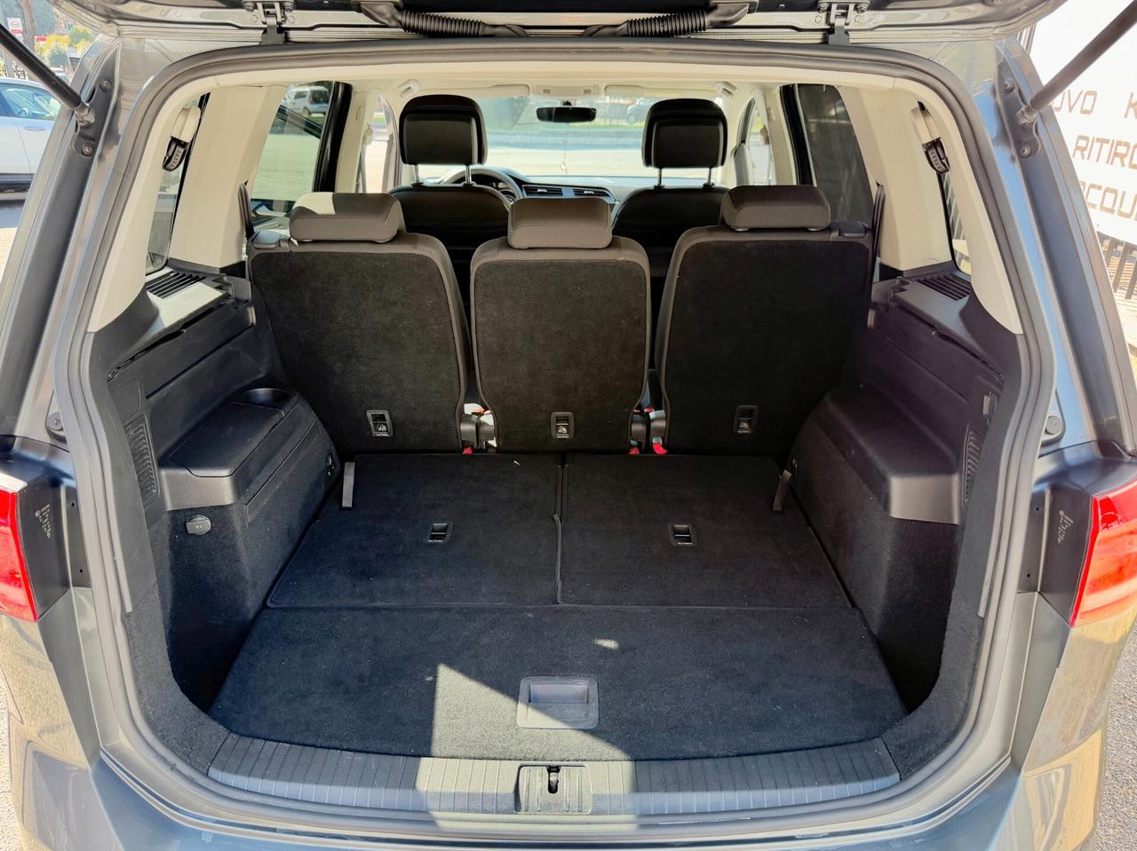 Volkswagen Touran 2.0 TDI 115 CV DSG 7POSTI\PREZZOREALE\KMCERTIFICATI