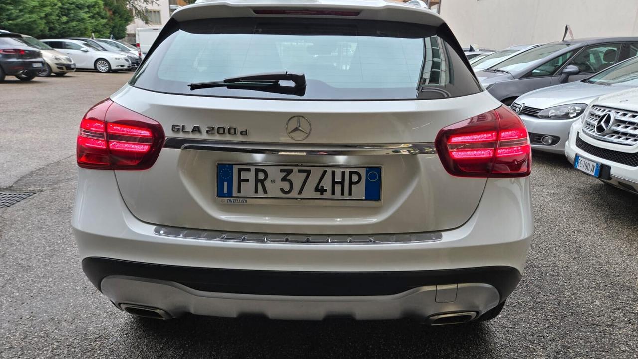 Mercedes-benz CLA 200d Automatic Premium