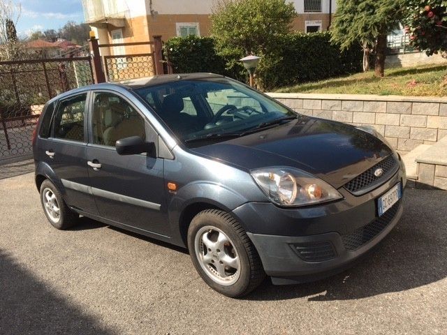 Ford Fiesta 1.3 benzina ok NEOPATENTATI