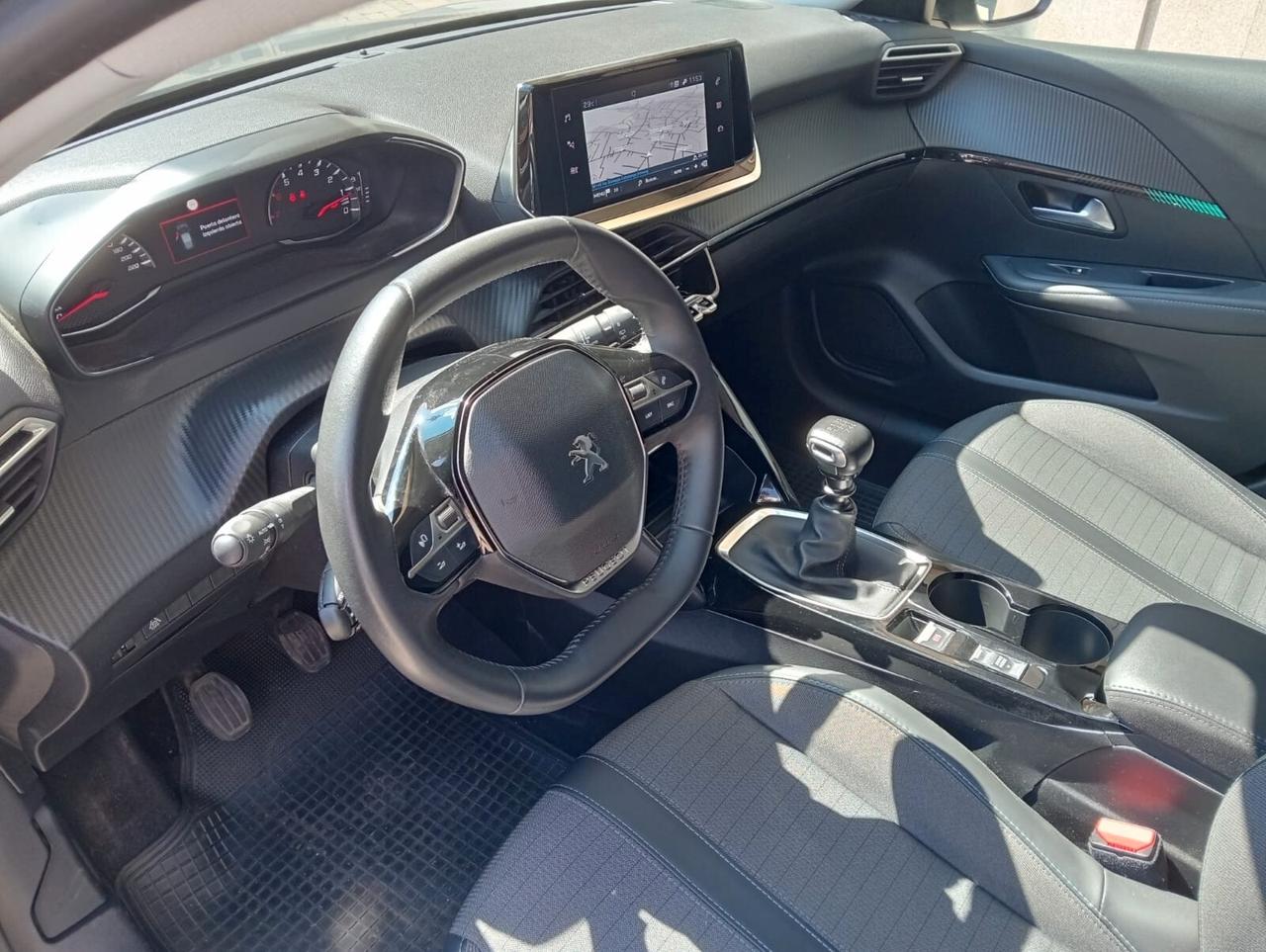 Peugeot 208 PureTech 100CV 5 porte