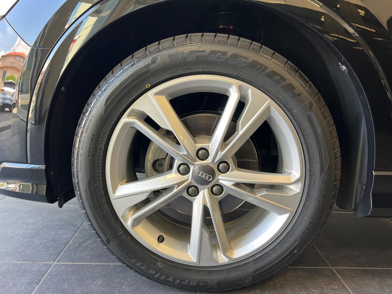 Audi Q3 35 TDI S tronic line