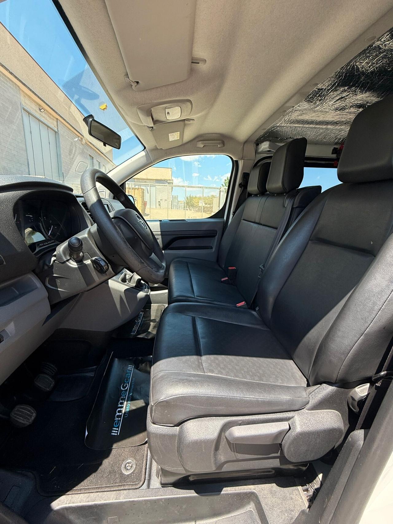 Opel Vivaro 2.0 Diesel 120CV L2H1 SeS 6 Posti