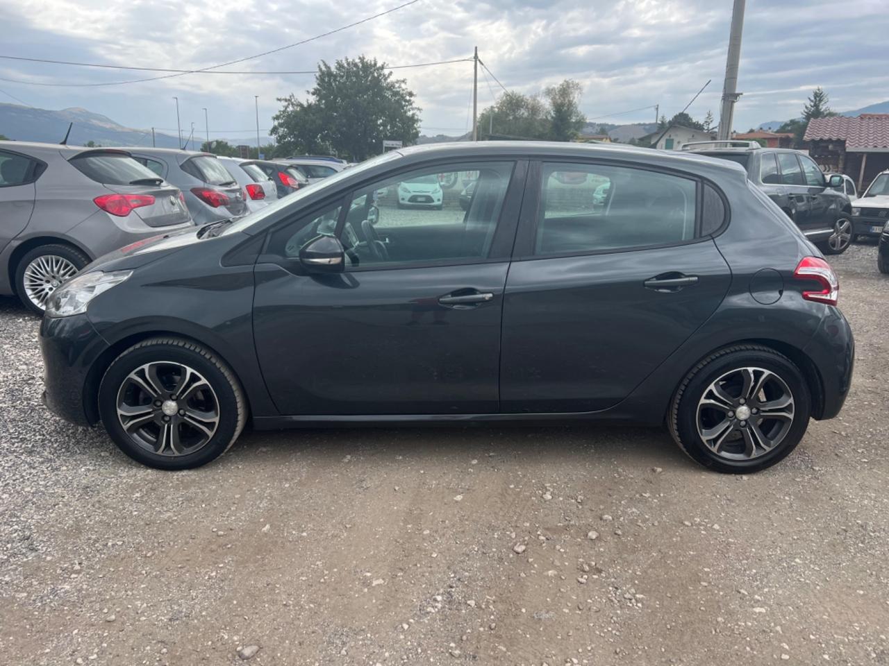 Peugeot 208 1.2 VTi 82 CV 5 porte Allure