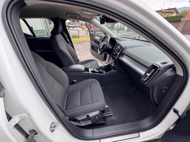 VOLVO XC40 T5 Recharge Plug-in Hybrid Inscription Expression