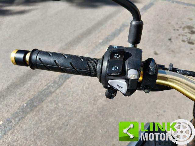 HONDA CB 650 R SOLO 8500KM