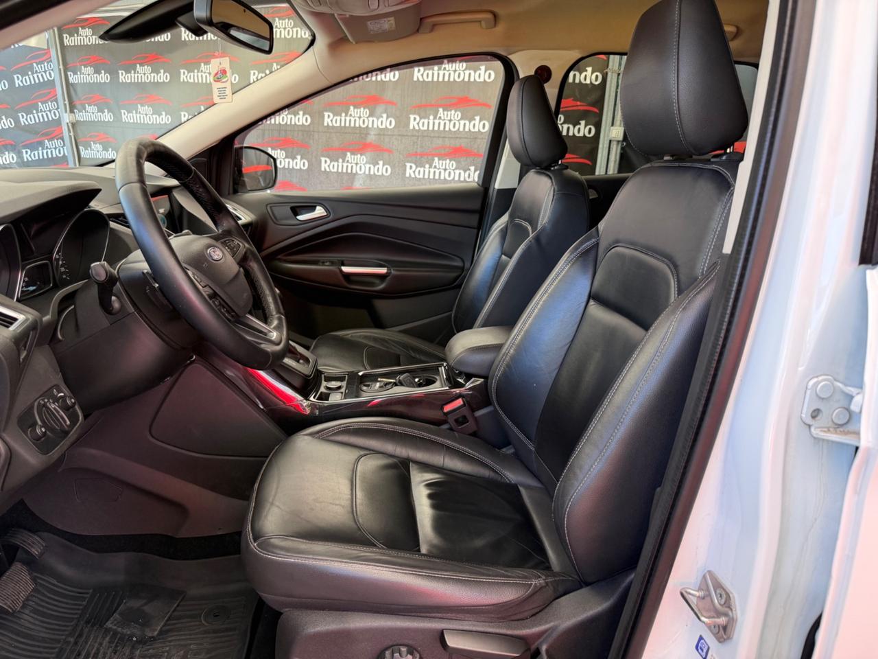 Ford Kuga 1.5 TDCI 120 CV S&S 2WD Powershift Edition