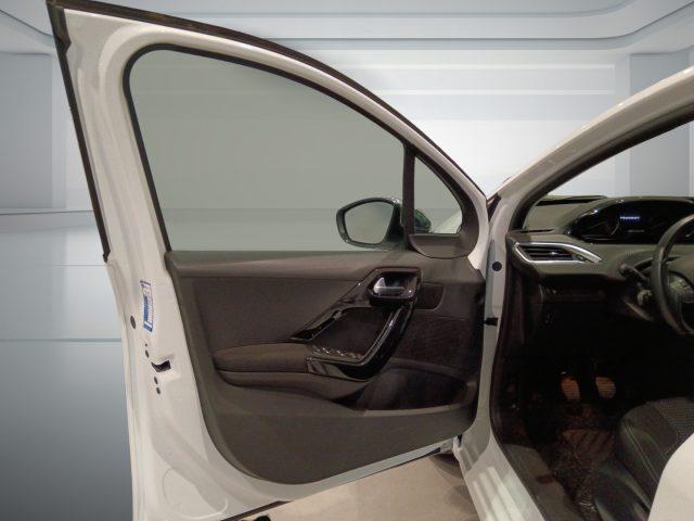 PEUGEOT 208 1° serie PureTech 82 5 porte Allure