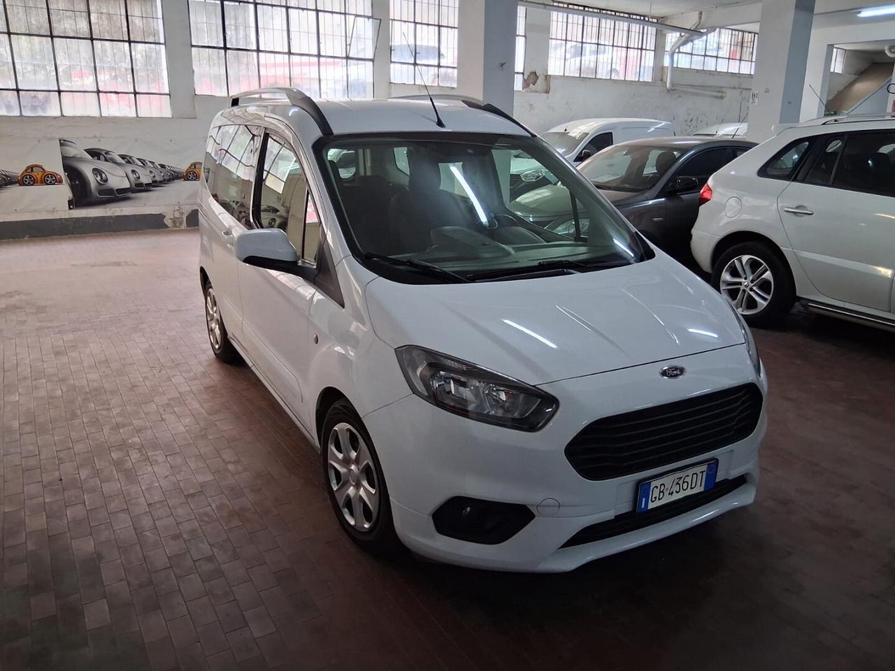 Ford Tourneo Courier 1.5 Tdci 75cv Plus Ok Neop.