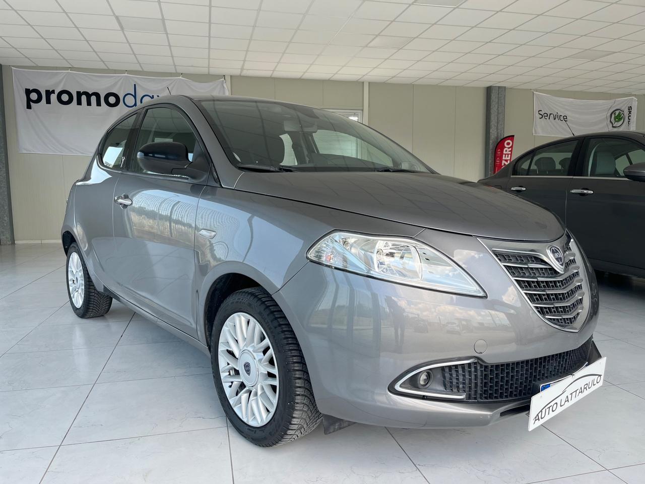 Lancia Ypsilon 1.2 69 CV 5 porte Platinum FULL