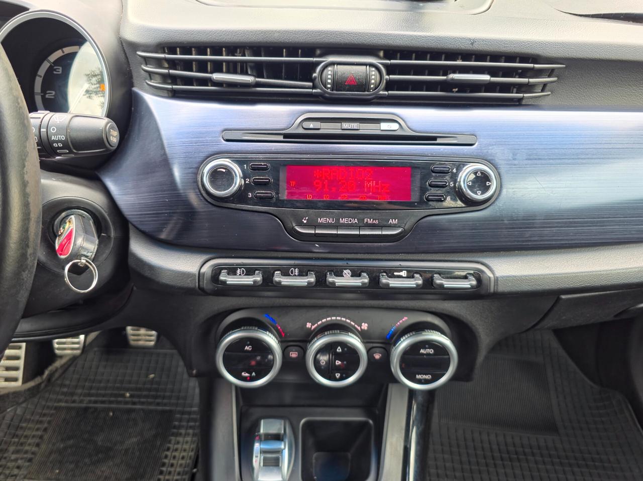 Alfa Romeo Giulietta 2.0 JTDm-2 140 CV Distinctive 2011-E5 Manuale NEO