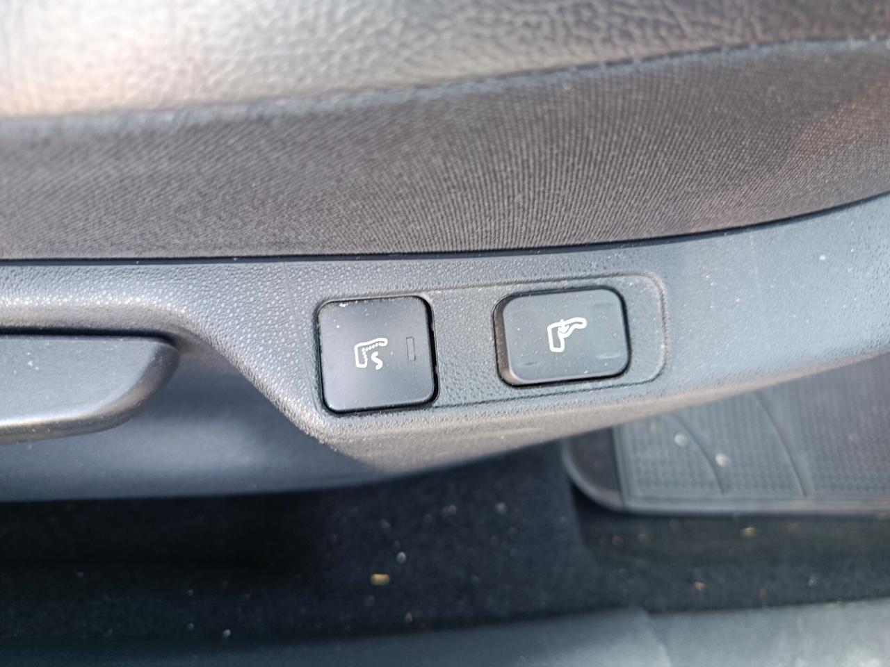 Citroen C4 1.6 e-HDi 110 airdream CMP6 Exclusive