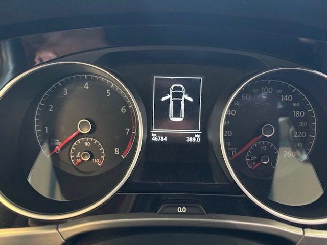 VOLKSWAGEN Touran 1.5 TSI EVO Business BlueMotion Technology